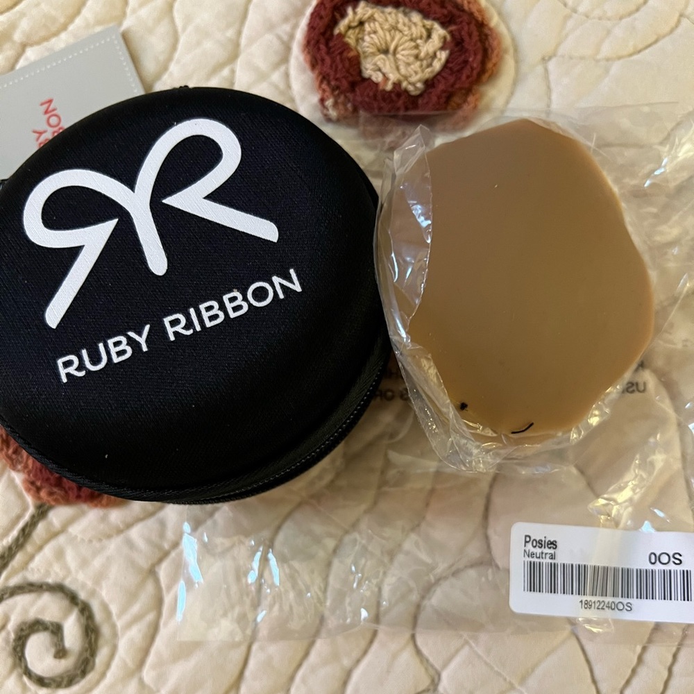 Ruby Ribbon Posies New